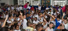 Entrega de kits escolares 