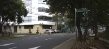 Cierre de vía en el barrio Santa Teresita 5