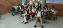 Pupitres nuevos llegaron a la Institución Educativa Oficial Vicente Borrero Costa7