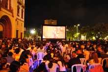 Este sábado  la cultura, el arte y el cine se tomaron el Bulevar del Río