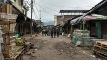 Jornada de recuperación del habitante de calle en galería Santa Elena