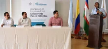 Entrega de Cheques 05