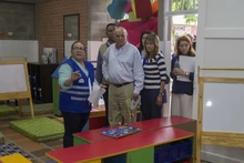 Gobierno Armitage enfoca su programa de inversión social en la educación