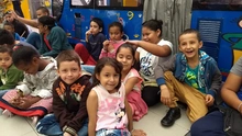 380 Niños de zonas vulnerables de Cali disfrutaron de una mañana de cine