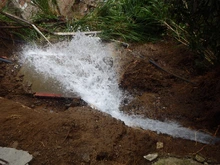 Agua saturó terreno y provocó un deslizamiento de tierra en Alto Aguacatal