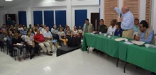 Foto de las visitas del Alcalde y su gabinete a la comuna 17
