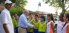 Foto de las visitas del Alcalde y su gabinete a la comuna 18