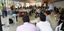 Fotos de las visitas del Alcalde y su gabinete a la comuna 19