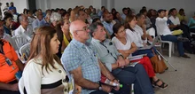 Foto de las visita del Alcalde y su gabinete a la comuna 19
