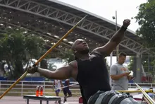 Los héroes se escudan en el deporte, así es Mauricio Valencia medallista paralímpico