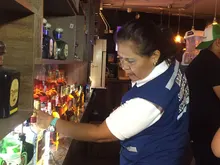 Licor fraudulento y tres negocios cerrados deja operativo de inspección, vigilancia y control 1
