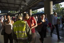 Alcalde Maurice Armitage lideró plan Atarraya en la comuna 19