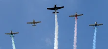 La ciudad volcó sus ojos hacia el paso de las fuerzas militares