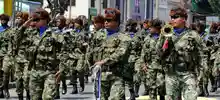 La ciudad volcó sus ojos hacia el paso de las fuerzas militares