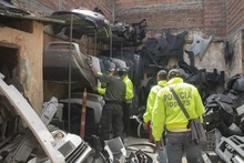 Operativo entre las autoridades golpea tres bodegas del ‘mercado negro’ de autopartes