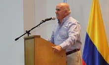 Alcalde Cali acompañó la ceremonia de grado de excombatientes de las FARC 8