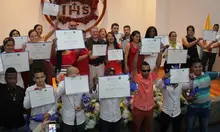 Alcalde Cali acompañó la ceremonia de grado de excombatientes de las FARC 14