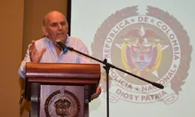 En cumbre de oficiales de la Policía, Armitage llama a trabajar desde lo social, para alcanzar el bienestar y el progreso del país