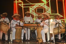 En una noche de lujo, los Petronitos dieron inicio a la programación del XXI Festival de Música del Pacífico Petronio Álvarez