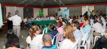 Foto de la quinta quinta visita del Alcalde y su gabinete en la comuna 12