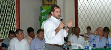 Foto de la quinta quinta visita del Alcalde y su gabinete en la comuna 12