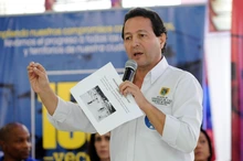 Con el compromiso de mantener la cercanía, alcalde Armitage celebró visita 150 a los territorios
