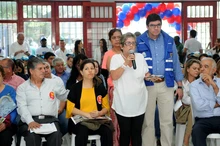 Con el compromiso de mantener la cercanía, alcalde Armitage celebró visita 150 a los territorios