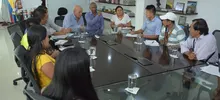 El mandatario municipal estuvo acompañado del Secretario de Bienestar Social y del Subsecretario de Atención a Víctimas del Conflicto. 
