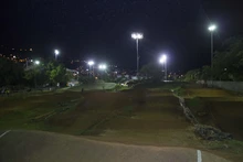 550 alumnos de BMX se benefician con iluminación de la Unidad Deportiva Alberto Galindo