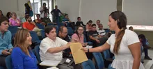 Alcaldía adjudica la compra de 121 vehículos que reemplazarán las carretillas que aún quedan en Cali