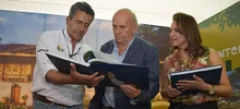 Así fue el recorrido del alcalde Maurice Armitage por la Feria Internacional del Libro de Cali 2017