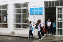 Niños de comunas TIO o zonas vulnerables de Cali se gozaron presentación de teatro