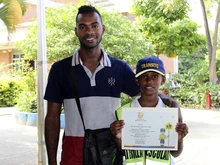 La capita Otero junto a su padre