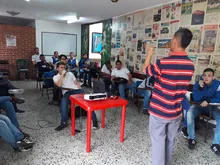 Grupo de sensibilización comunitaria visita instituciones educativas dando a conocer el programa de habitante de calle
