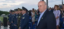 Alcalde Maurice Armitage recibe condecoración en el cumpleaños 84 de la Emavi
