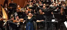El Teatro Municipal se engalanó con Betty Garcés y la Filarmónica