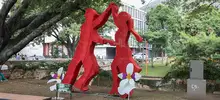 La magia de la navidad brota de las manos de artesanas caleñas