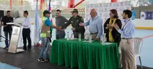Armitage recibe compromisos de paz y convivencia por parte de jóvenes en alto riesgo de la ladera
