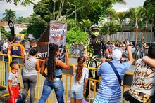 Tatán voló con su moto en la Feria de Cali