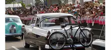 Oscar Tunjo le prendió motores a los Autos Clásicos y Antiguos