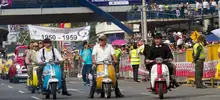 Cali vivió en familia una verdadera ‘pasarela’ automotriz con el Desfile de Autos Clásicos y Antiguos