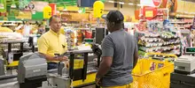 Arroz, aceite y carne los principales productos que llevaron las víctimas del conflicto armado con sus bonos de alimentación.