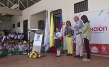 La Institución educativa 20 de julio estrena la sede  Cristina Serrano De Lourido  totalmente remodelada