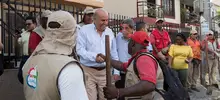 Con recorrido a pie por la comuna 5, alcalde Armitage retoma visitas a los territorios de Cali