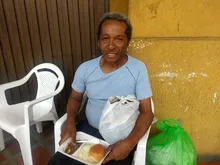 Habitantes de Calle están acudiendo a recibir los servicios en el dispositivo móvil