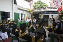 Dejaron la calle para ingresar a las Aulas