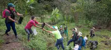 Jornada de restauración en el Ecoparque Cerro de la Bandera 10