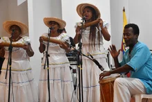 El  Petronio agitó la marea en Buenaventura 2