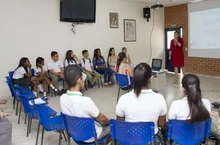 Estudiantes caleños beneficiados con gestión de Hacienda para el programa Tit@