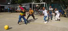 En Antonio Nariño, las familias regresan al colegio